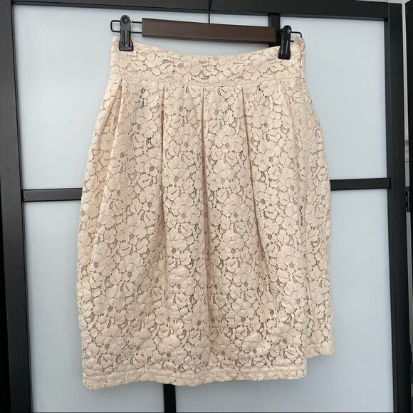 [S] Creme Beige Floral Lace Pattern Hi Waisted Aline Skirt | Forever 21 | Women - Picture 4 of 11